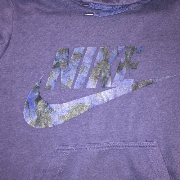 Nike sweatshirt - Picture 2 of 5